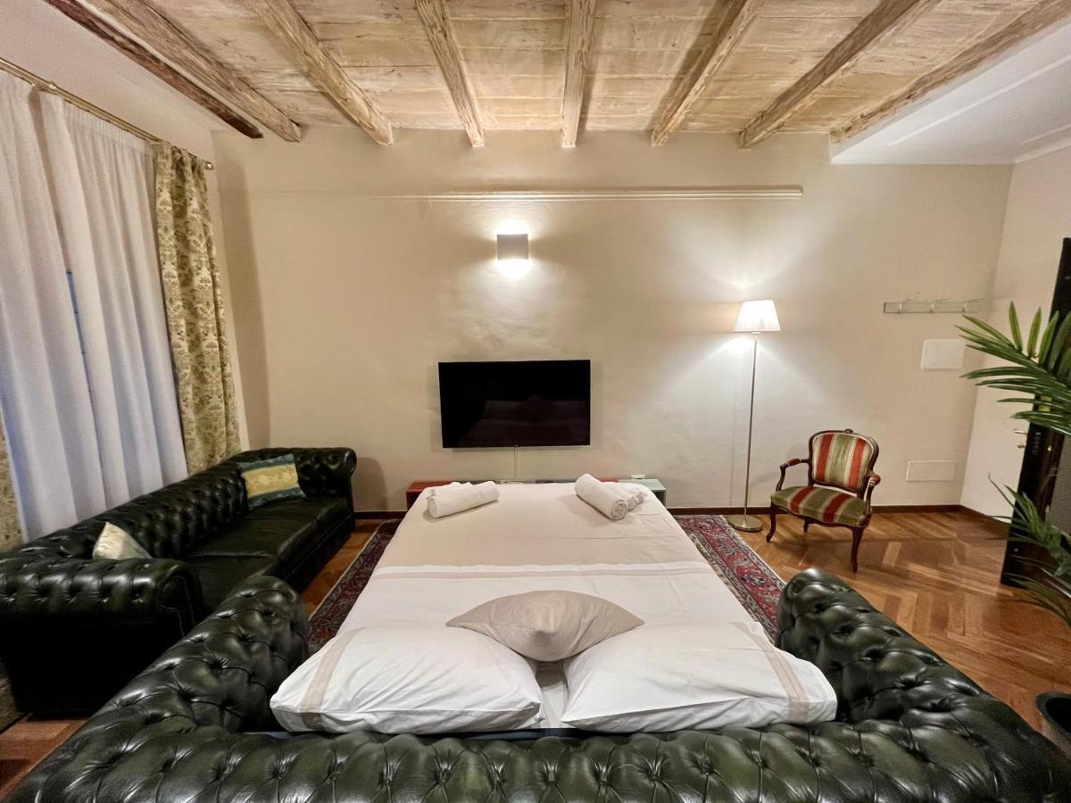 Lovely 1 Bedroom Apartment Nearby Piazza Maggiore Bologna Esterno foto