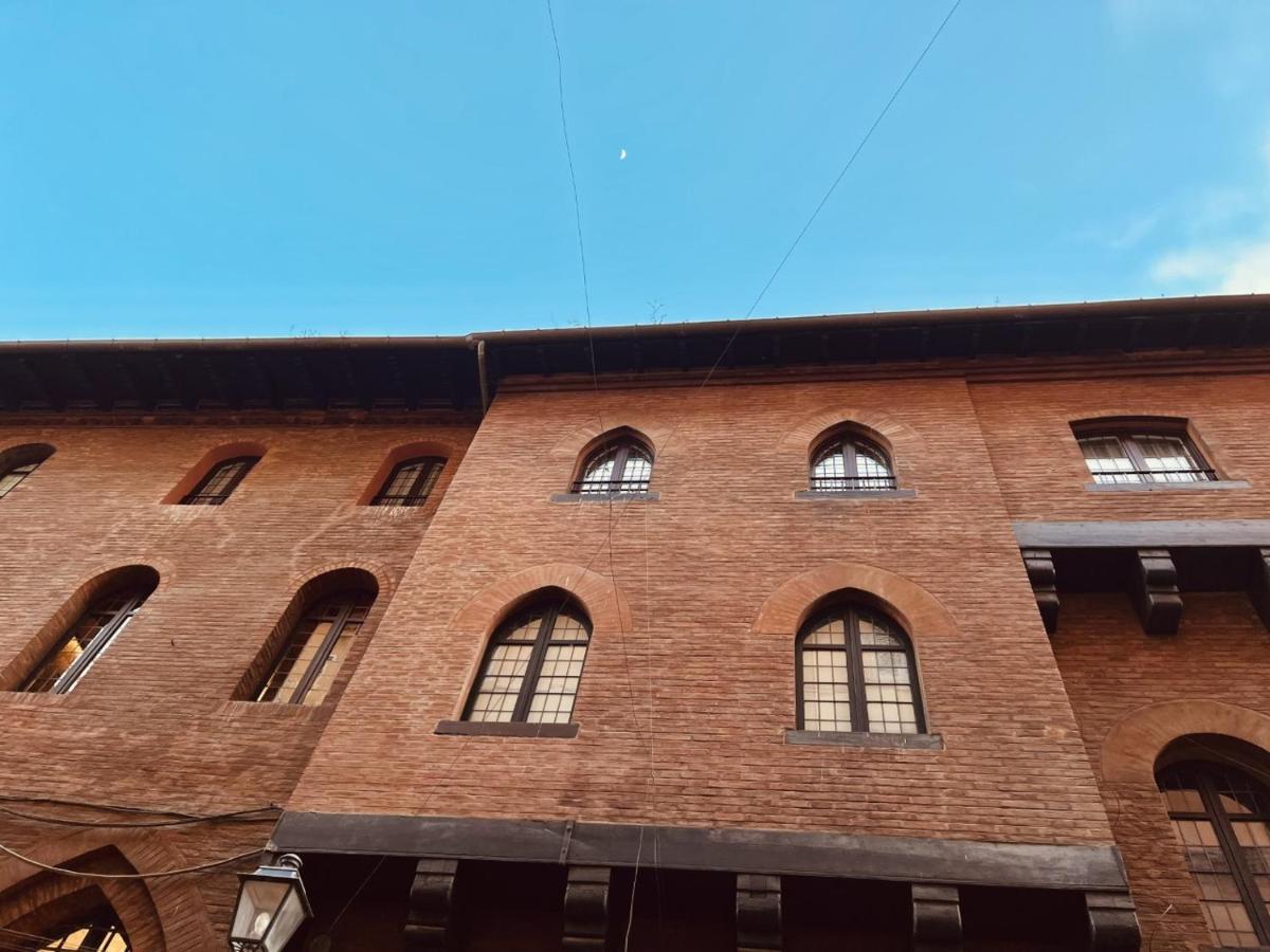 Lovely 1 Bedroom Apartment Nearby Piazza Maggiore Bologna Esterno foto